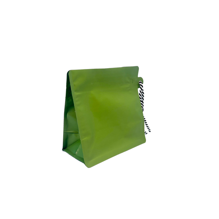 Hang Rope Bag for Packaging Coffee Beans in sealed Compartments Custom Printed Portable and Convenient for Carrying Coffee Bags