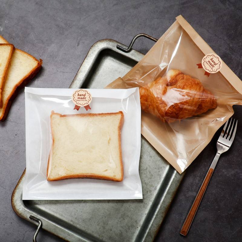 Classic Style Half Film Paper Bread Bag Transparent Kraft Paper for Packaging Desserts Beef Toast Baking Foods Custom Bread Bags