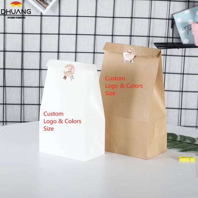 Stock New Year Disposable Storage Paper Bag Kraft Square Bottom Takeaway Pouch for Bread Toast Hamburger Milk Custom Bread Bags