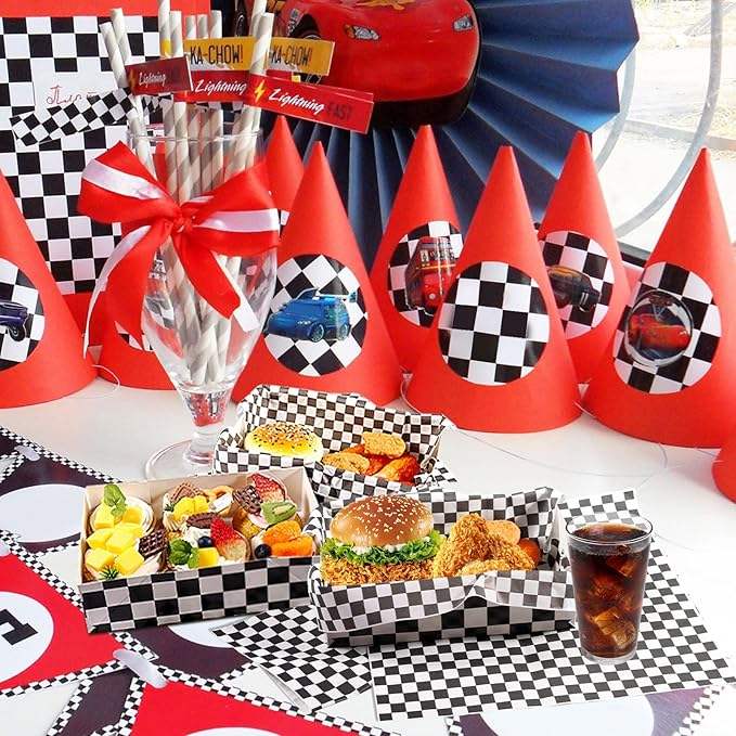 4-pound Racing Party Large Paper Food Trays, Disposable Black and White Checked Paper 4-corner Pop-up Trays
