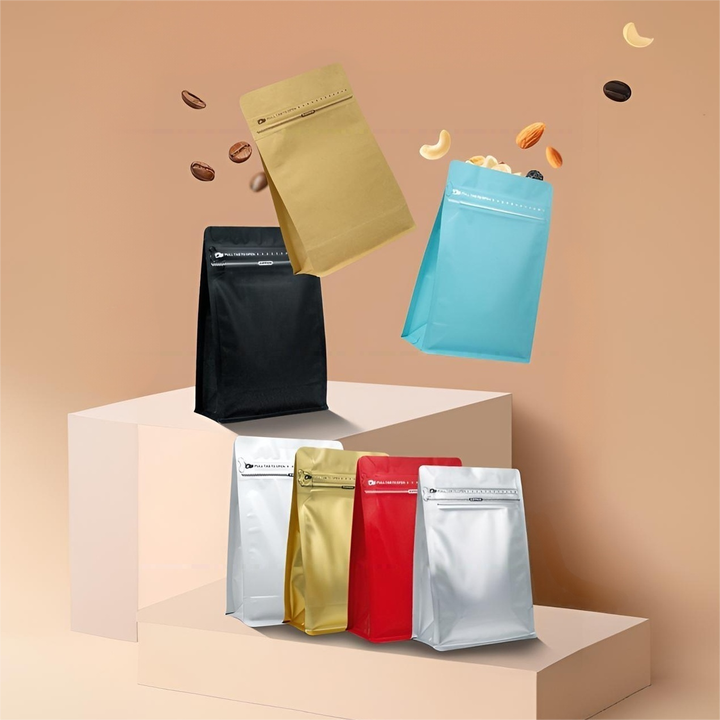 Customizable High Quality Stand-Up Coffee Bags Sleek Design Re-Sealable Feature for Small Roasters Large Coffee Producers
