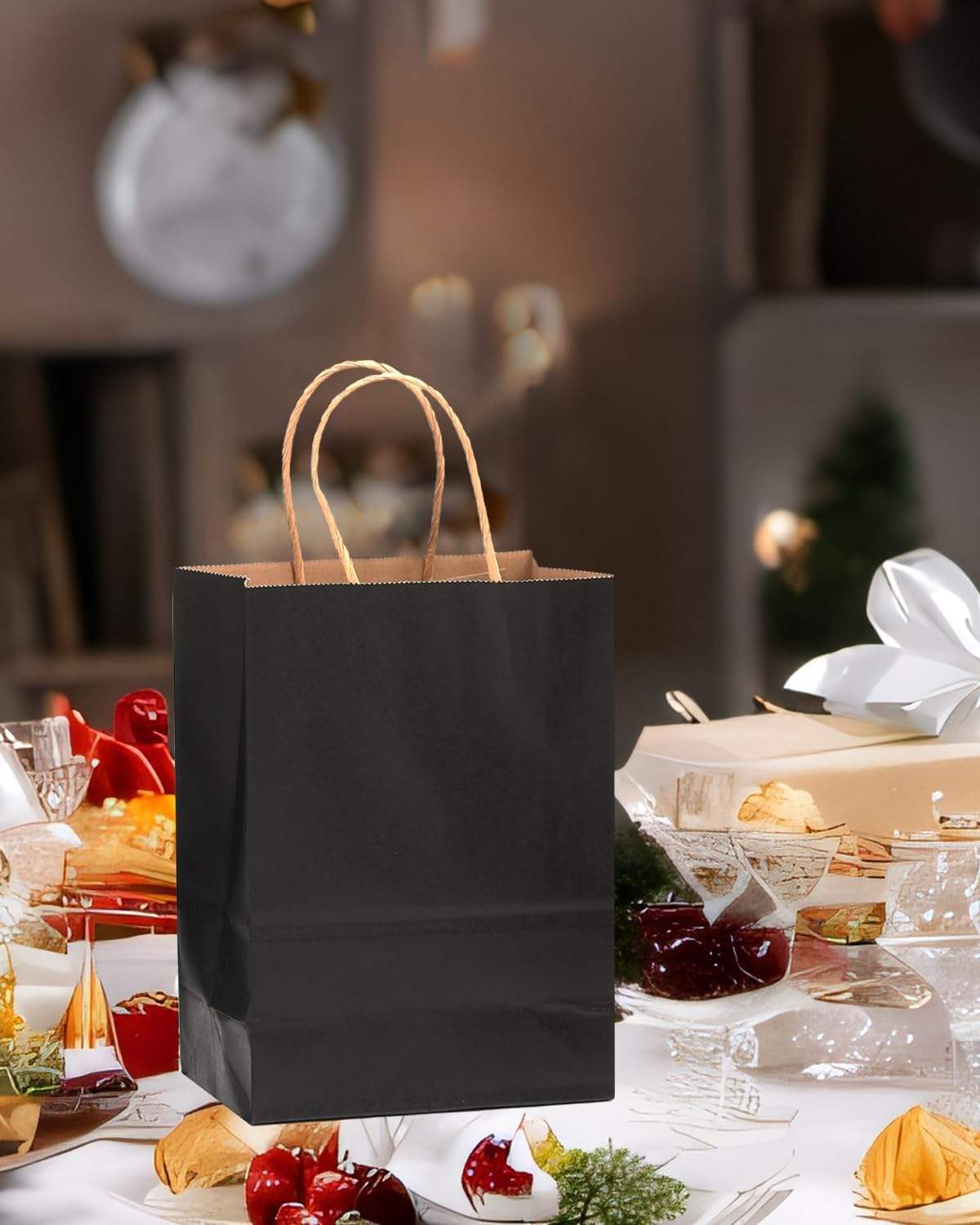 Black Kraft Paper Bags Can Be Customized in a Variety of Sizes Can Be Customized Pattern logo Retail Bags Shopping Bag