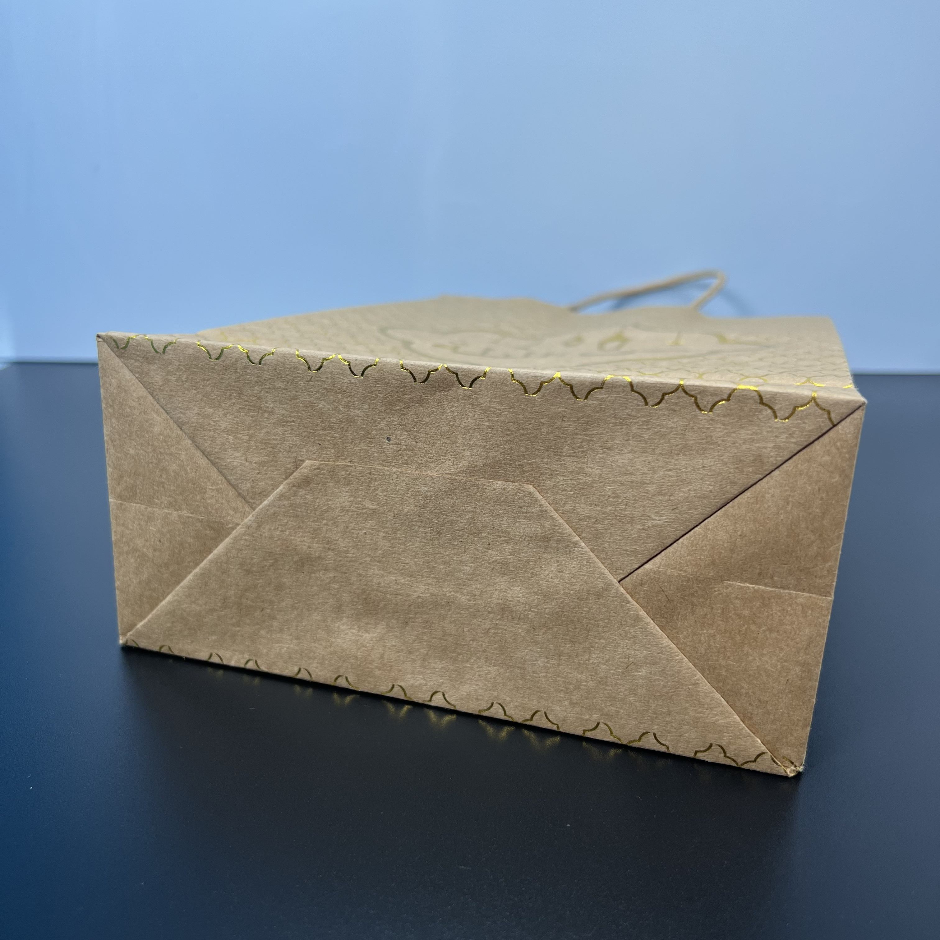 Recyclable Gift Small Business Handmade Kraft Paper in Various Sizes Price Customized with Handles Shopping Bags