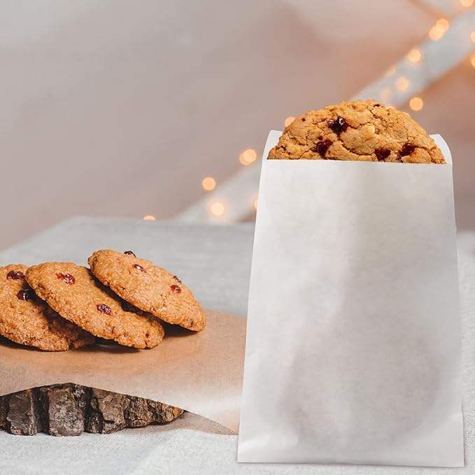 Custom Logo Kraft Paper Bag Greaseproof Packaging for Cookies Tea Clothing with Carton Piling for Food Promotion